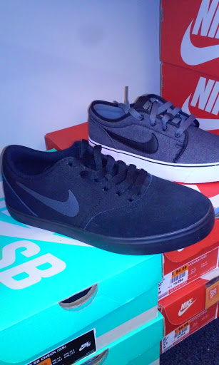 Shoe Store «Rack Room Shoes», reviews and photos, 4677 W Irlo Bronson Memorial Hwy, Kissimmee, FL 34746, USA