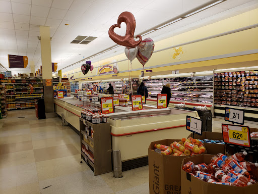 Supermarket «Giant», reviews and photos, 3521 East-West Hwy, Hyattsville, MD 20782, USA