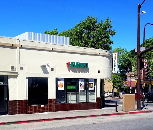 7-Eleven, 2000 San Pablo Ave, Berkeley, CA 94702, USA, 