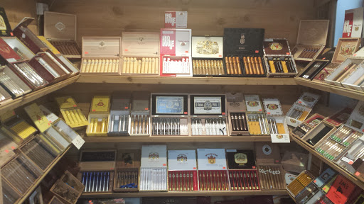 Tobacco Shop «King Tobacco - Cigars, Vapes & Glass», reviews and photos, 3835 Thousand Oaks Blvd, Westlake Village, CA 91362, USA