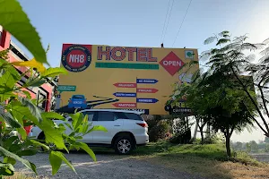 NH8 Hotel & Restaurant image