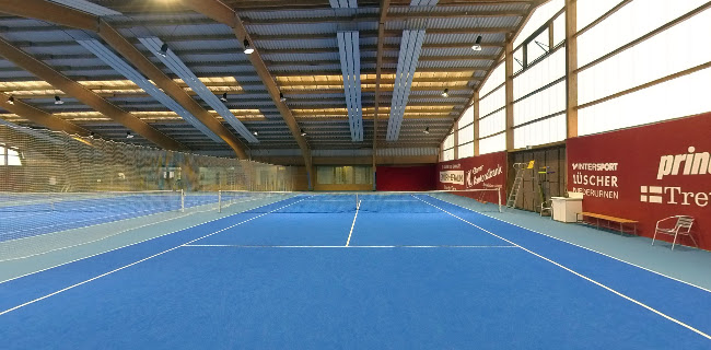 Rezensionen über Tennishalle Bad in Glarus Nord - Sportstätte