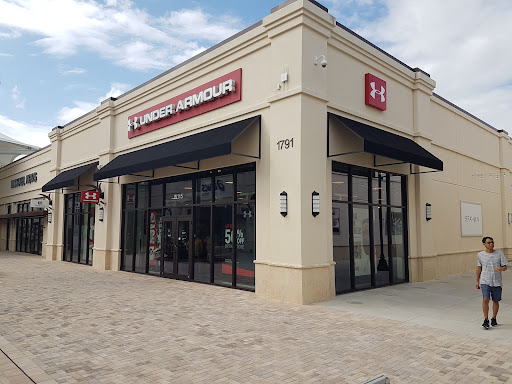Clothing Store «Under Armour Factory House», reviews and photos, 1791 Palm Beach Lakes Blvd w115, West Palm Beach, FL 33401, USA