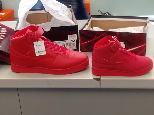 Shoe Store «Shoe Show», reviews and photos, 3551 Belmont Ave #5a, Youngstown, OH 44505, USA