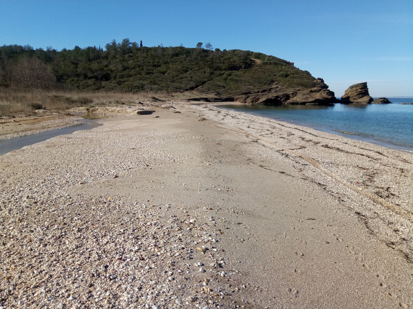 Photo de Kavaklik beach avec l'eau cristalline de surface