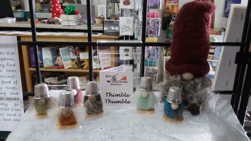 Book Store «Pipe & Thimble Bookstore», reviews and photos, 24830 Narbonne Ave, Lomita, CA 90717, USA