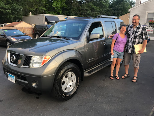 Used Car Dealer «Auto Landmark», reviews and photos, 308 East St, Plainville, CT 06062, USA