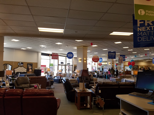 Furniture Store «Raymour & Flanigan Furniture and Mattress Store», reviews and photos, 220 Reynolds Rd, Johnson City, NY 13790, USA