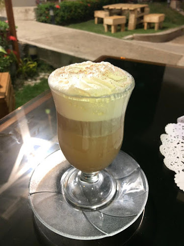 Opiniones de Sasha Resto Café en Santa Ana - Restaurante