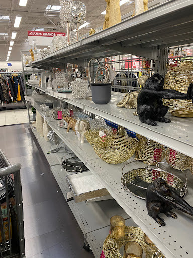 Clothing Store «Burlington Coat Factory», reviews and photos, 3671 N Freeway Blvd, Sacramento, CA 95834, USA