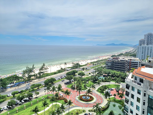 Logo da empresa - Oceanfront Resort