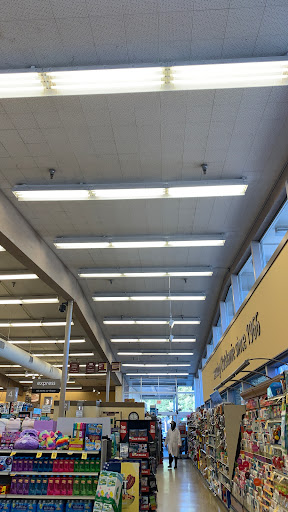 Grocery Store «Safeway», reviews and photos, 401 E Columbia River Hwy, Clatskanie, OR 97016, USA