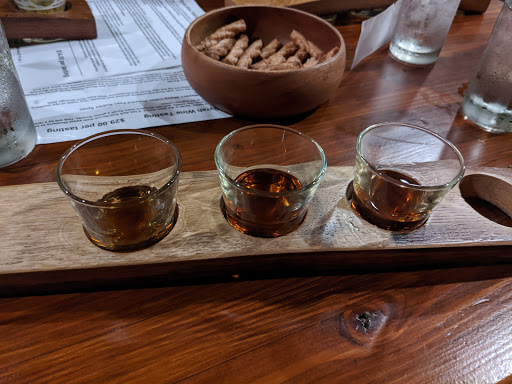 Wine Store «Wades Wines», reviews and photos, 30961 Agoura Rd #321, Westlake Village, CA 91361, USA