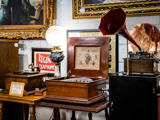 Used Furniture Store «Barrington Resale Shop», reviews and photos, 2214 E Algonquin Rd, Algonquin, IL 60102, USA