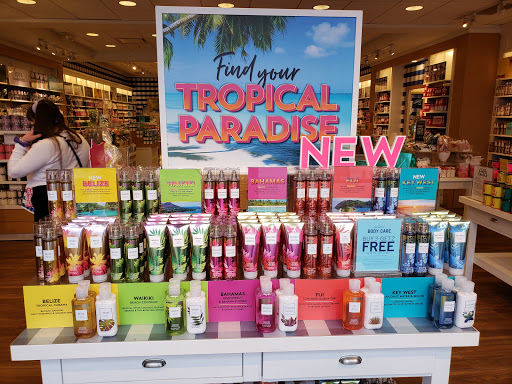 Beauty Supply Store «Bath & Body Works», reviews and photos, 2787 E Bidwell St, Folsom, CA 95630, USA