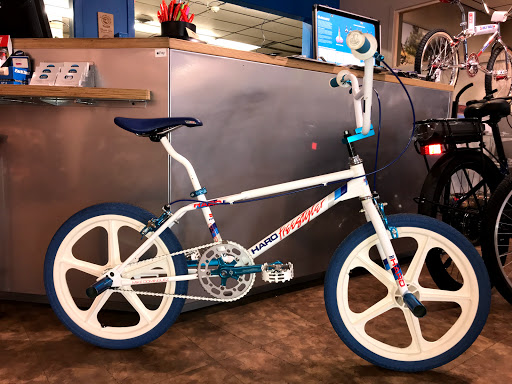 Bicycle Store «Brandywine Bikes», reviews and photos, 1812 Marsh Rd, Wilmington, DE 19810, USA