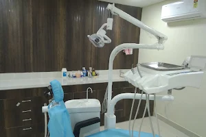 Sam's Dental Lounge image