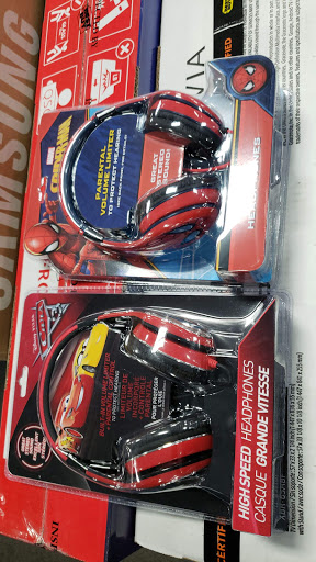 Electronics Store «Best Buy», reviews and photos, 4610 S 76th St, Greenfield, WI 53220, USA