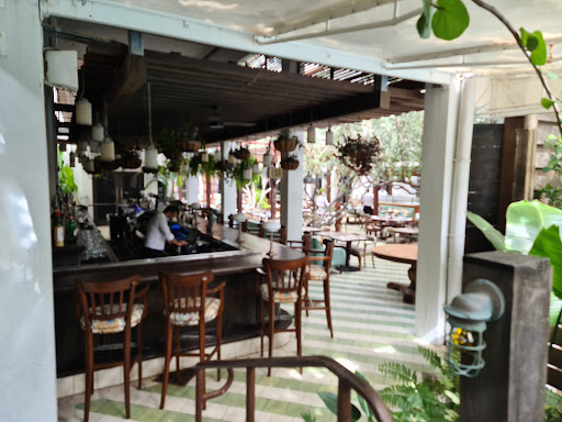 Shopping Mall «Fontainebleau Shops», reviews and photos, 4441 Collins Ave, Miami Beach, FL 33140, USA