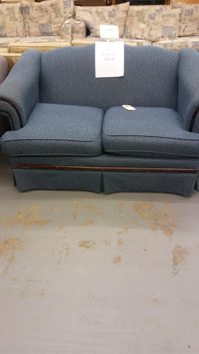 Thrift Store «Volunteers of America Thrift Store», reviews and photos, 1135 N Belsay Rd, Burton, MI 48509, USA