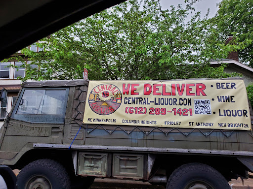 Liquor Store «Central Avenue Liquors», reviews and photos, 2538 Central Ave NE, Minneapolis, MN 55418, USA