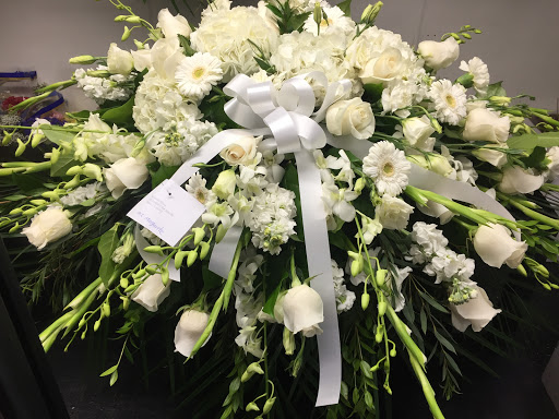 Florist «Rose Garden Florist - Modesto, CA», reviews and photos, 2100 Standiford Ave, Modesto, CA 95350, USA