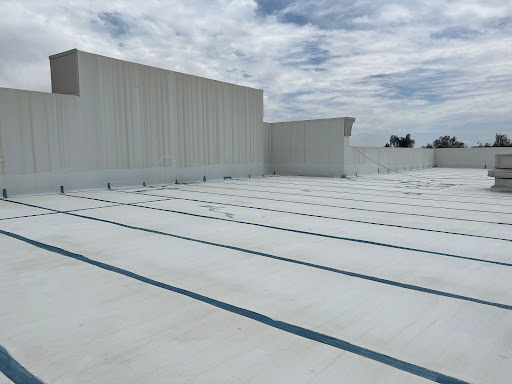 Tmh Roofing image