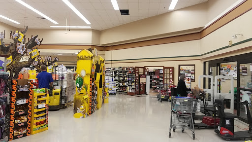 Grocery Store «Kroger», reviews and photos, 264 S Hollywood Blvd, Steubenville, OH 43952, USA