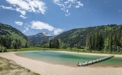 Plage du Lac de baignade du Pontet'in fotoğrafı ve yerleşim