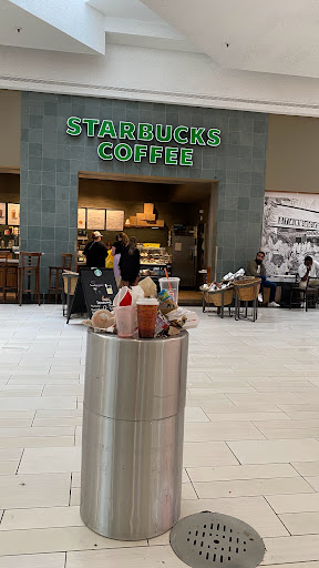 Shopping Mall «Holyoke Mall», reviews and photos, 50 Holyoke St, Holyoke, MA 01040, USA
