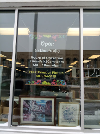 Habitat for Humanity ReStore, 519 Washington Ave, Bay City, MI 48708, Donations Center