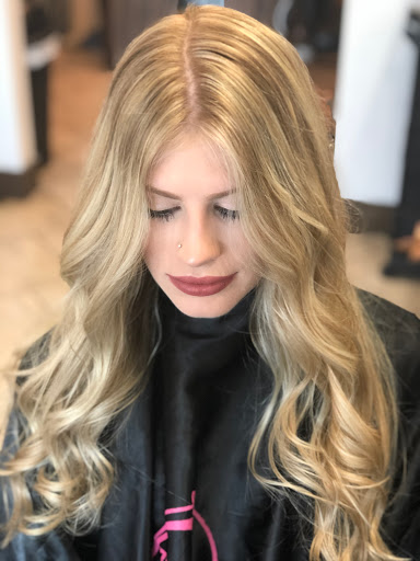 Beauty Salon «Hello Fabulous Salon & Skin», reviews and photos, 244 Dover Rd, Clarksville, TN 37042, USA