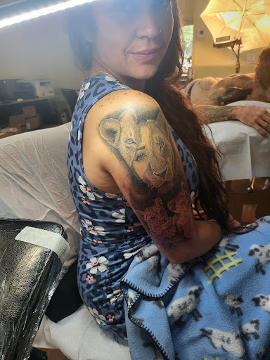 Tattoo Shop «Classic Tattoo Studio», reviews and photos, 115 S Church St, Grass Valley, CA 95945, USA