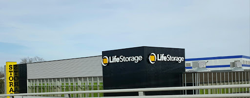 Self-Storage Facility «Life Storage», reviews and photos, 1950 N Washington St, Naperville, IL 60563, USA