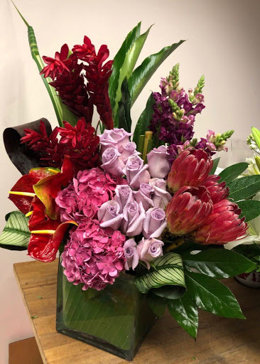 Florist «Brickell Avenue Flowers & Gifts», reviews and photos, 701 Brickell Ave, Miami, FL 33131, USA