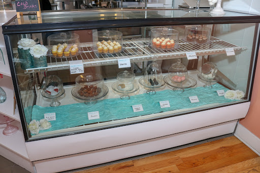 Dessert Shop «Sweet Petit Desserts», reviews and photos, 1426 Race St, Cincinnati, OH 45202, USA