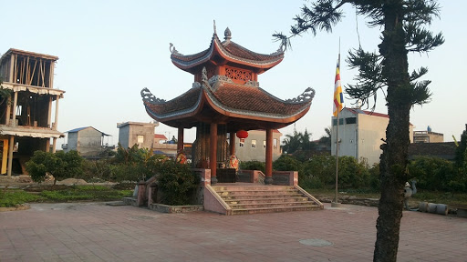 Uncle Ho's fishpond