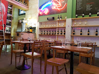 Atmosphère du Restaurant de fruits de mer Le Petit Commerce à Bordeaux - n°20