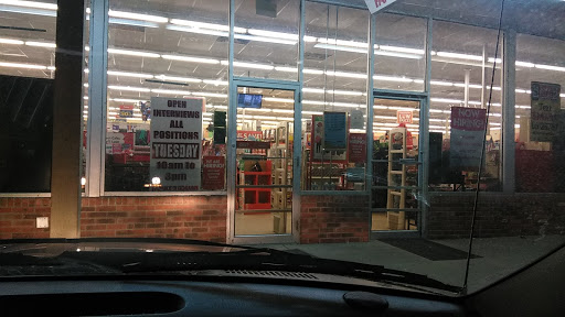 Dollar Store «FAMILY DOLLAR», reviews and photos, 1201 Vincennes St, New Albany, IN 47150, USA