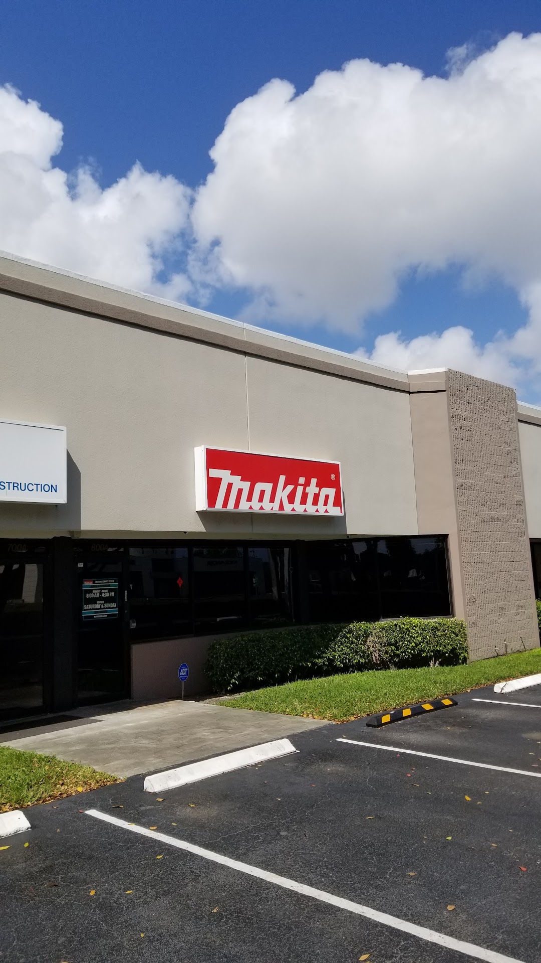 Makita