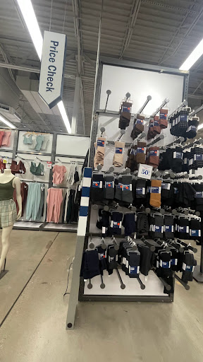 Clothing Store «Old Navy», reviews and photos, 4300 Towne Center Dr, Louisville, KY 40241, USA