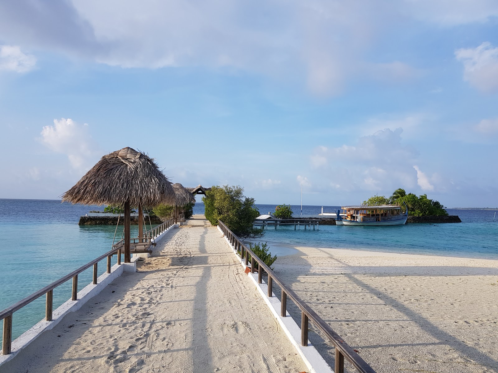 Fotografie cu Makunudu Resort Island zona hotelieră