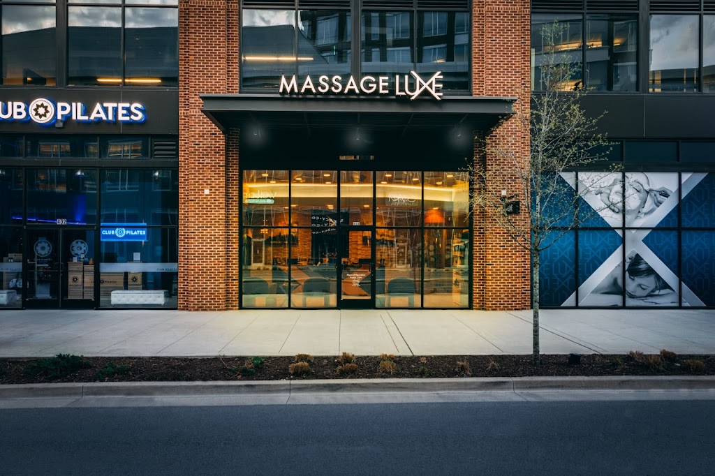 MassageLuXe 37203