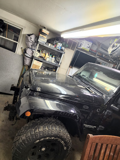 Auto Body Shop «Maaco Collision Repair & Auto Painting», reviews and photos, 154 Middlesex St, North Chelmsford, MA 01863, USA