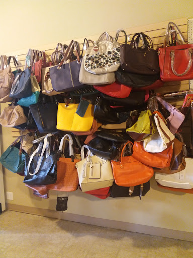 Grocery Store «Bah African Store», reviews and photos, 108 Railroad Ave S, Kent, WA 98032, USA