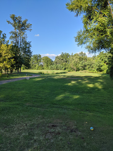 Golf Course «Tri County Golf Ranch», reviews and photos, 455 Tri County Pkwy, Cincinnati, OH 45246, USA