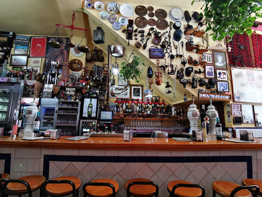 Información y opiniones sobre Bodega La Mazaroca de Arahal