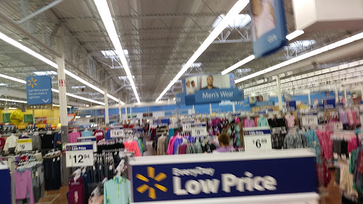 Department Store «Walmart Supercenter», reviews and photos, 3911 Bienville Blvd, Ocean Springs, MS 39564, USA
