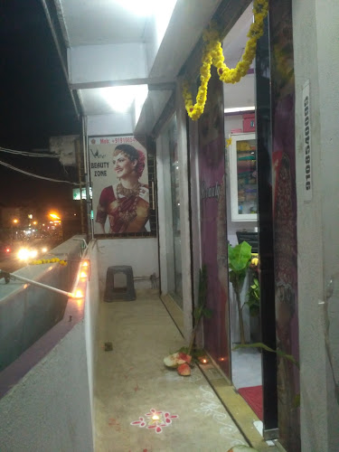 Vee Beauty Zone Nelamangala Town, Bengaluru