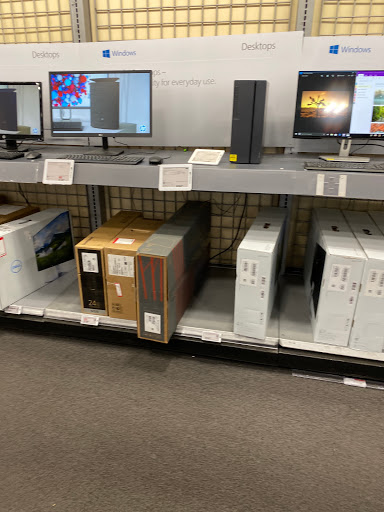Electronics Store «Best Buy», reviews and photos, 925 Paterson Plank Rd, Secaucus, NJ 07094, USA